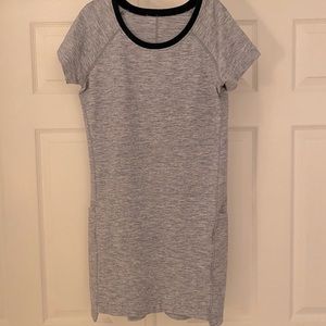 Lululemon t-shirt dress size 8